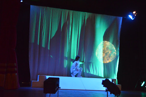 teatro articolo sulla vigilia